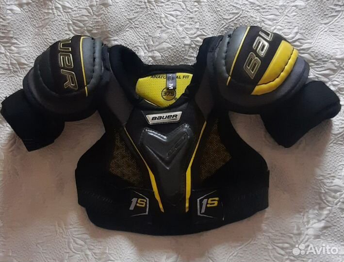 Нагрудник хоккейный bauer 1s