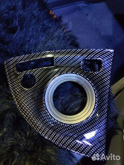 Консоль кпп Toyota Prius ZVW30