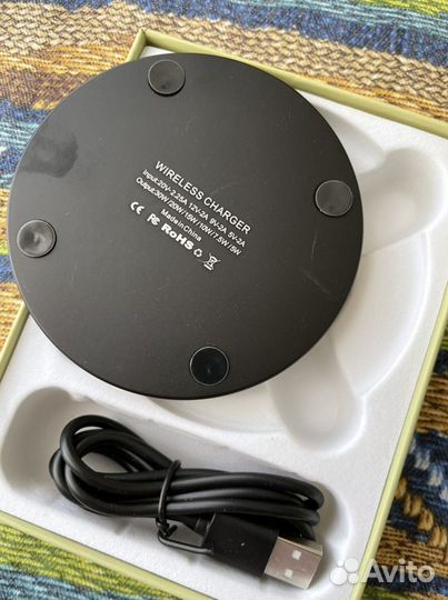Беспроводная зарядка для iPhone