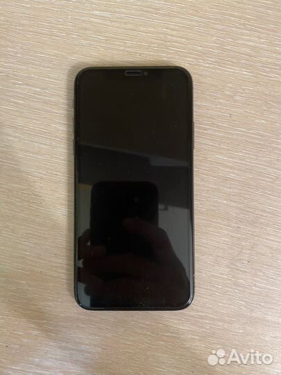 iPhone X, 64 ГБ