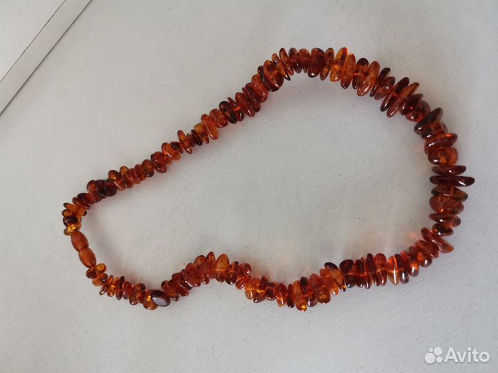 Янтарные бусы