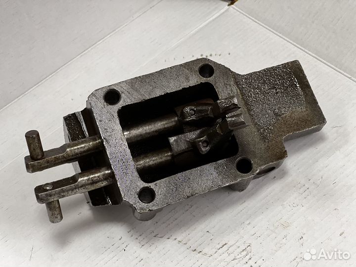 Крышка механизма переключения рк УАЗ 469