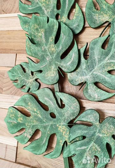 Панно из дерева