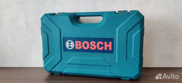Перфоратор Bosch новый в кейсе