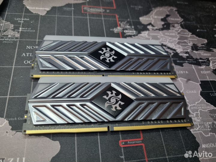 Adata xpg d41 RGB ddr4 16Gb