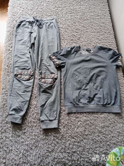 Спортивный костюм женский