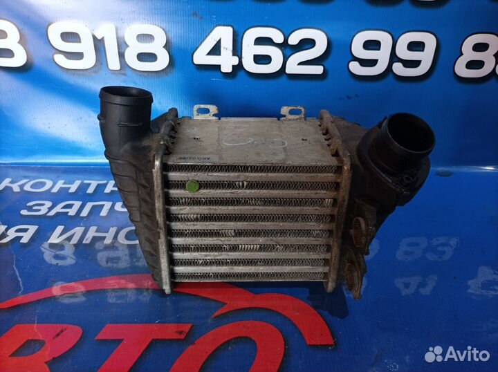 Радиатор интеркулера Volkswagen Golf 3 1991-1997