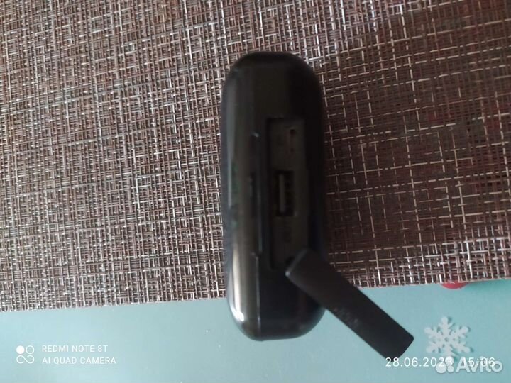 Беспроводные наушники новые