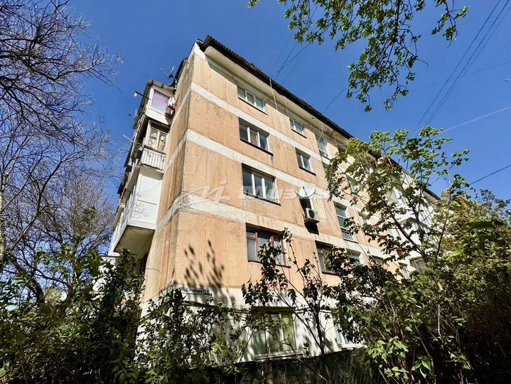 Комната 10 м² в 3-к., 5/5 эт.