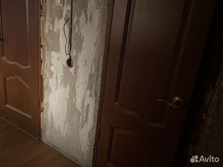 Двери деревянные межкомнатные