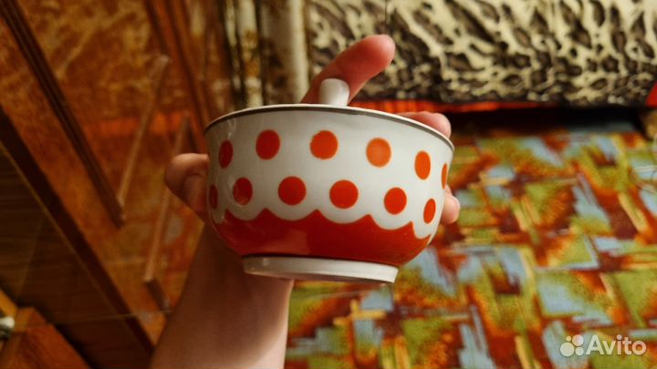 Фарфоровый чайный сервиз 