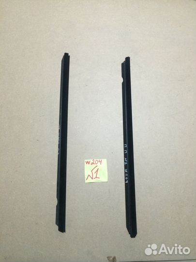 Уплотнители стекла дверей Mercedes C-class W204