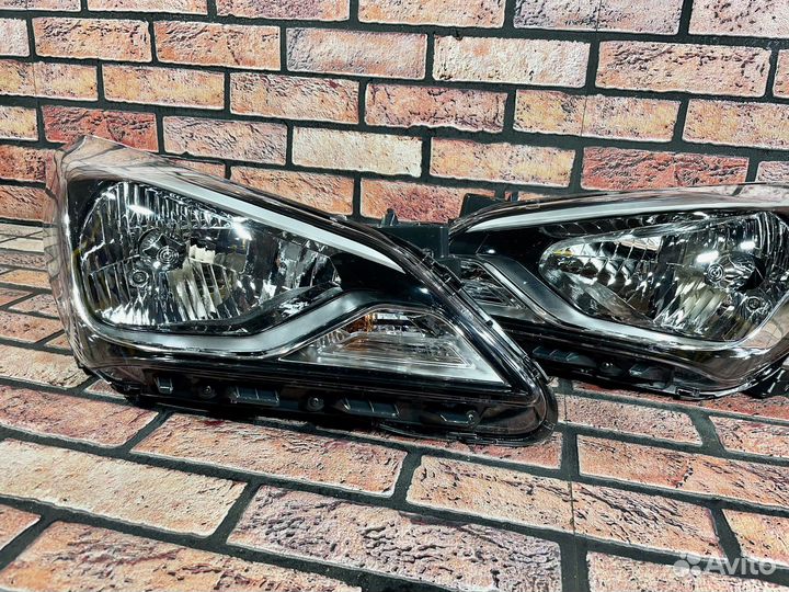 Фары новые на Hyundai Solaris 1 2014-2017 года