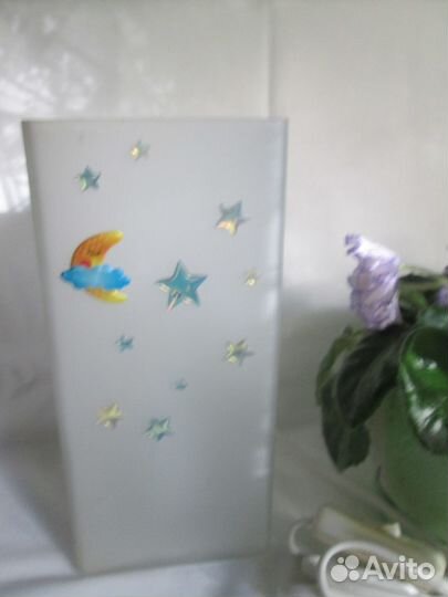 Светильники настольные в детскую комнату