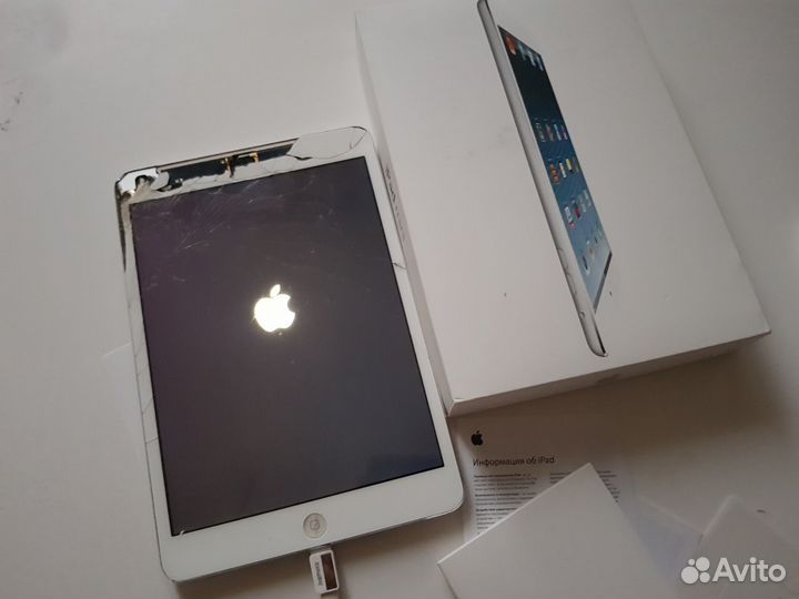 Планшет Apple iPad mini 16 GB