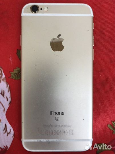 Телефон iPhone 6s
