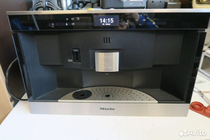 Встраиваемая кофемашина miele