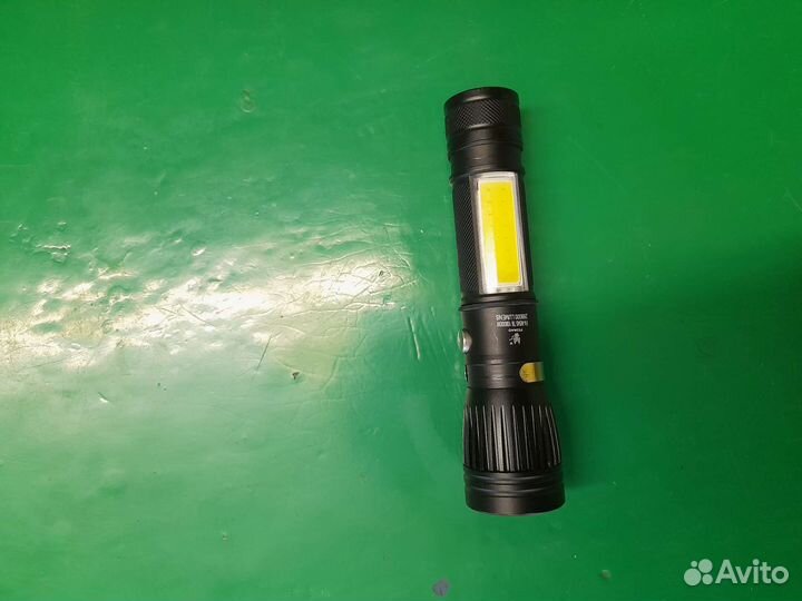 Фонарик светодиодный аккумуляторный