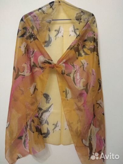 Шарфы платки палантины