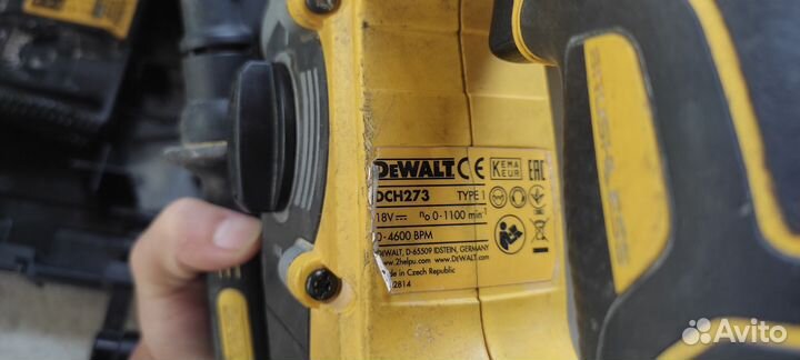 Перфоратор Dewalt DCH 273