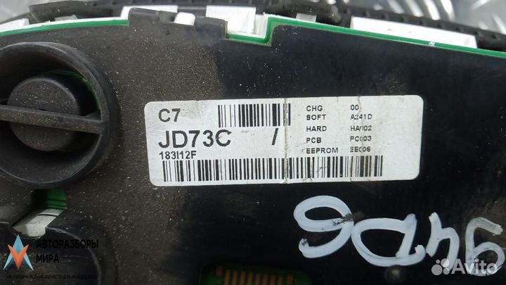 Щиток приборов (приборная панель) Nissan Qashqai