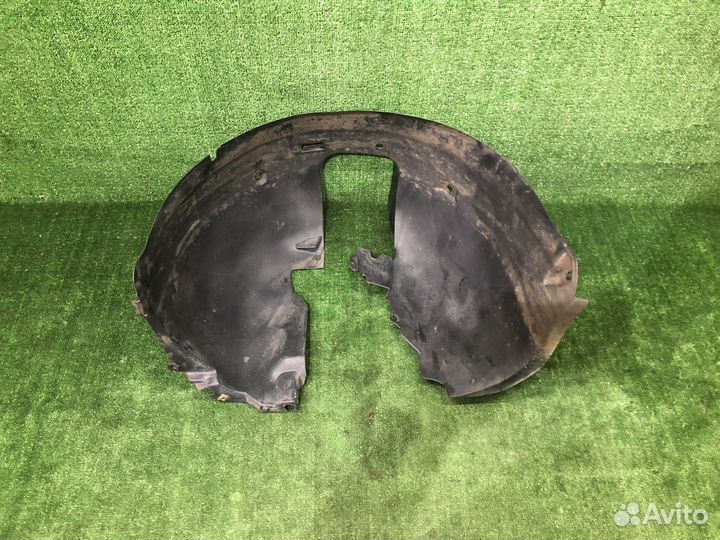 Подкрылок (локер) передний левый Peugeot 308