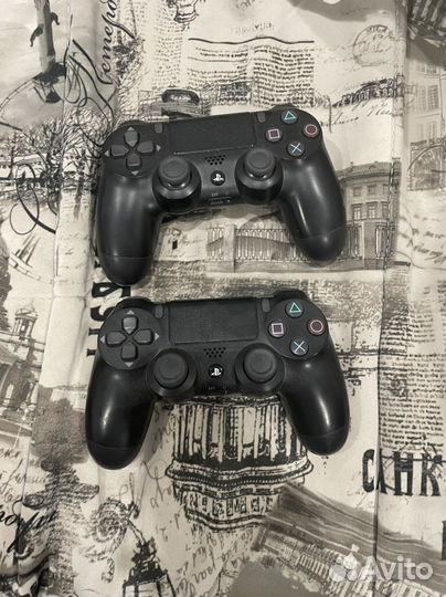 Продаю ps 4. 5 игр, оригинал + 2 джойстика
