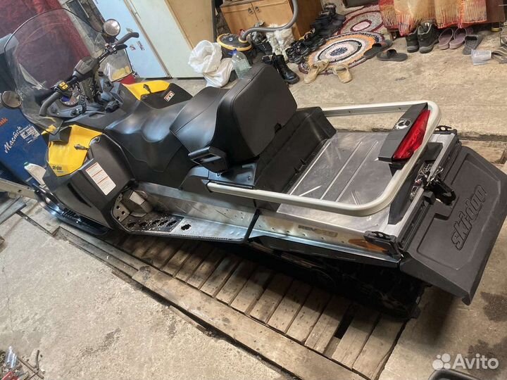 BRP SKi -Doo