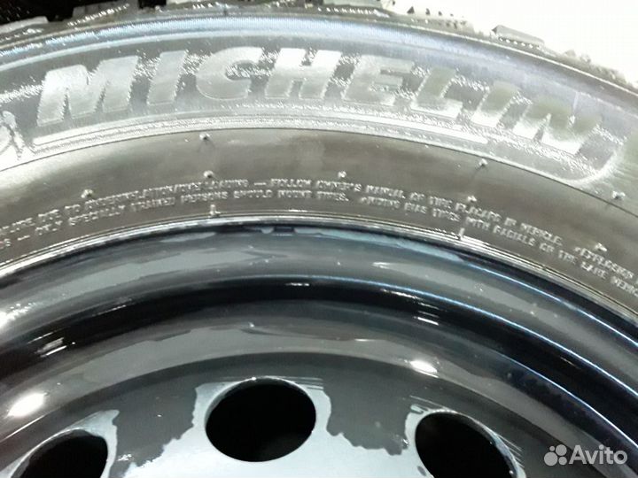 Michelin X-Ice North 4 195/60 R15 92T