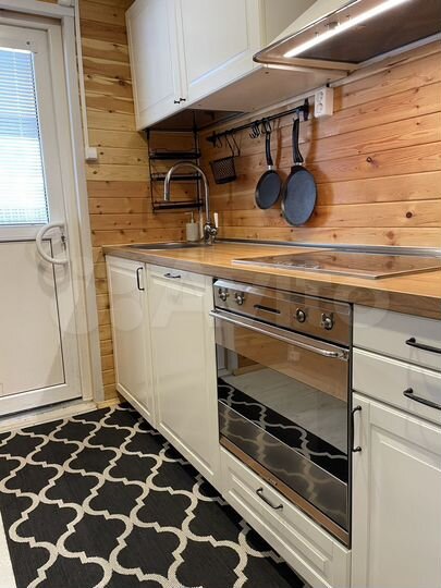 Дом 100 м² на участке 4 сот.