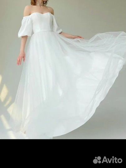 Свадебное платье