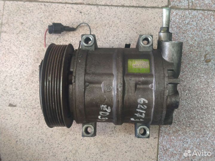 Компрессор кондиционера Nissan ZD30