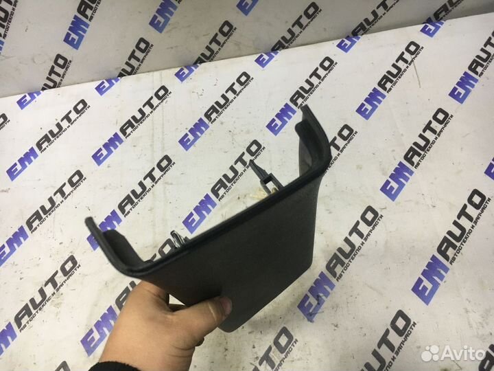 Накладка стойки средней левая нижняя Форд Фьюжен