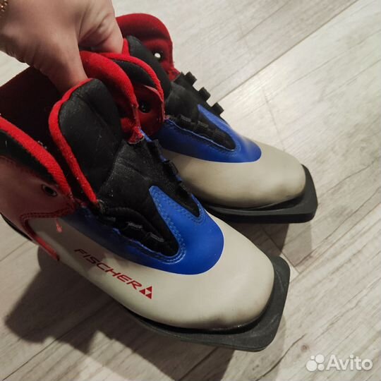 Лыжные ботинки fischer EU34