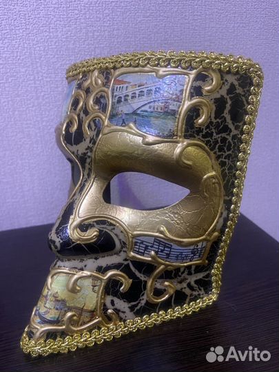 Маска карнавальная