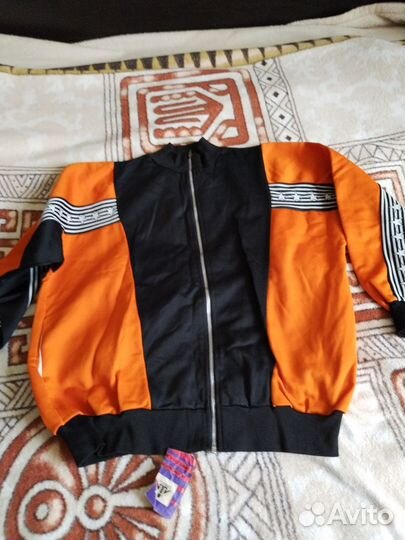 Спортивный костюм