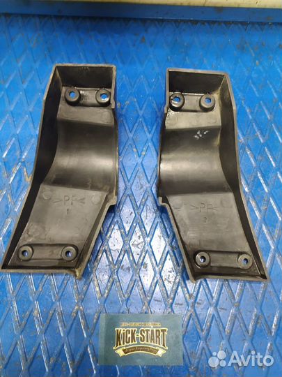 Боковой пластик Yamaha XJR400