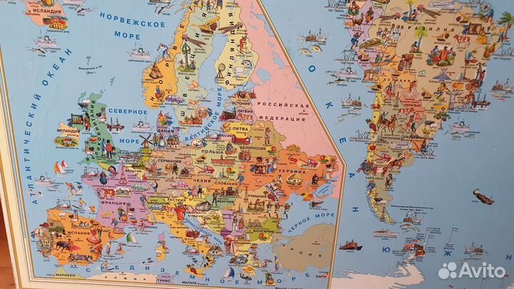 Карта мира большая на деревянной основе