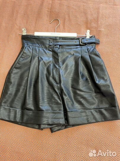 Шорты из экокожи