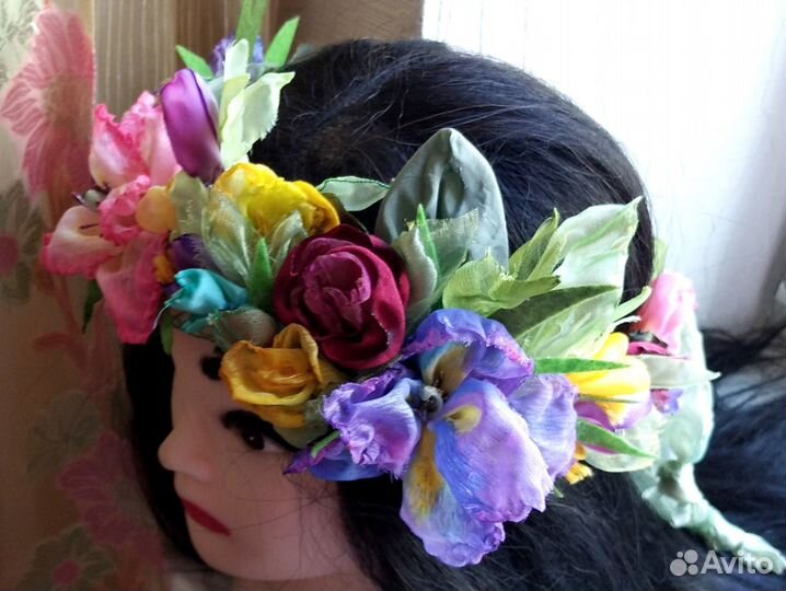 Венок для волос с цветами ручной работы яркий