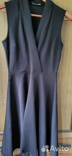 Платье черное