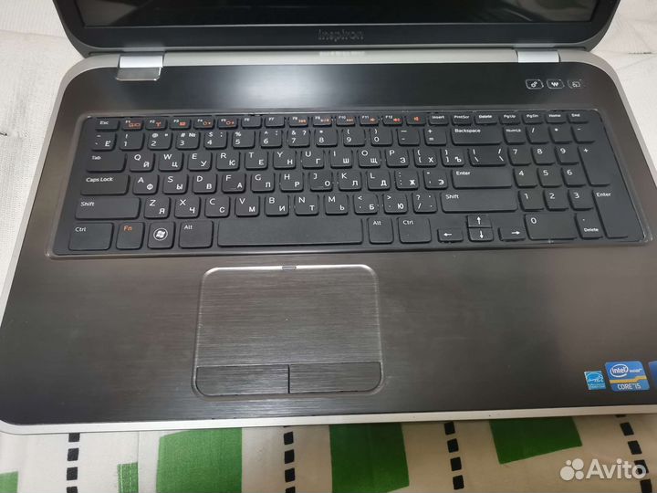 Dell Inspiron 5720