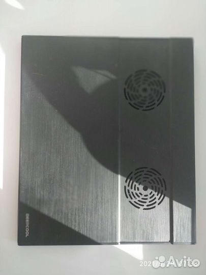 Подставка для охлаждения ноутбука