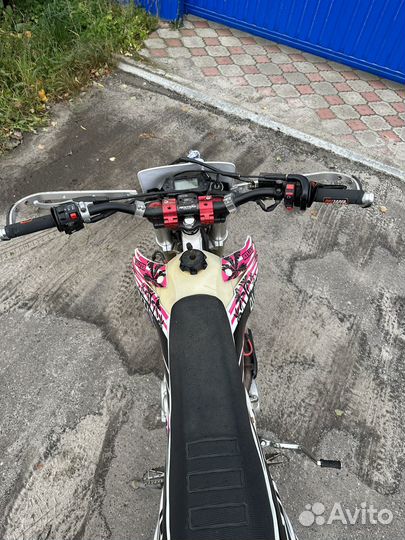 Avantis FX 250 Lux
