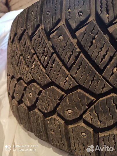 Gislaved Nord Frost 200 215/45 R17