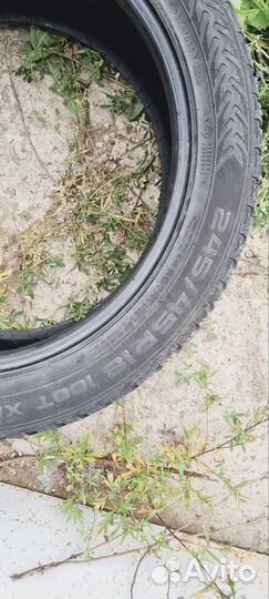 Nokian Tyres Hakkapeliitta 8 245/45 R18 100T