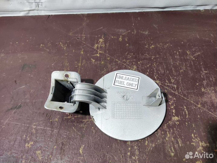 Лючок бензобака Daewoo Nexia n150