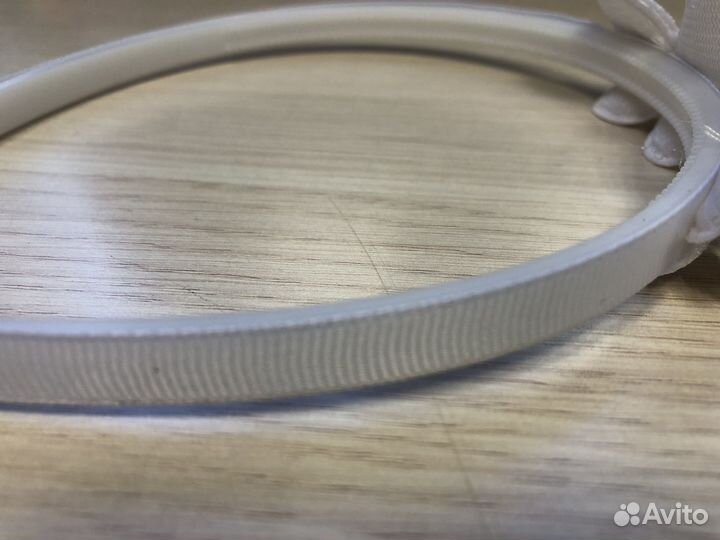 Ободок для волос белый с бабочками