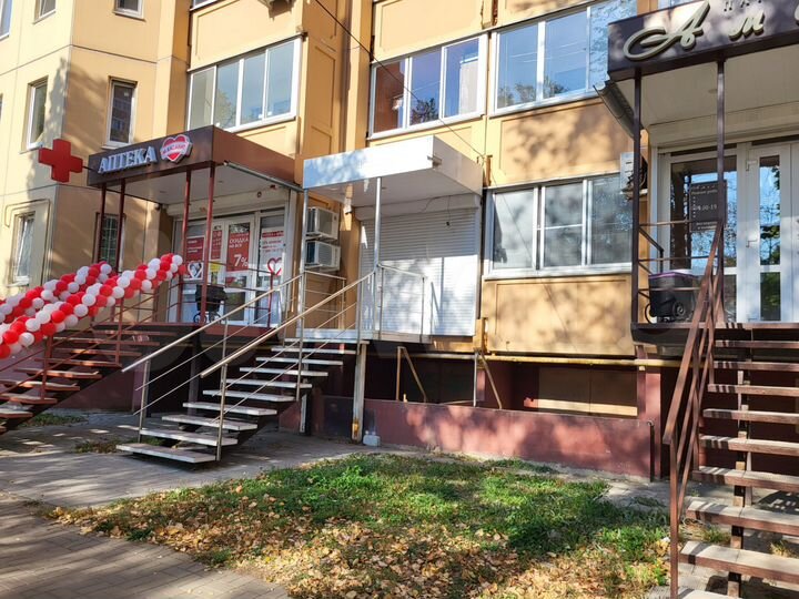 Помещение на первой линии с арендатором