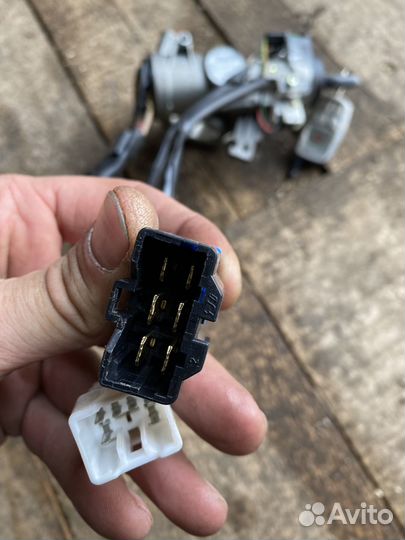 Замок зажигания киа спектра,имобилайзер, мозги